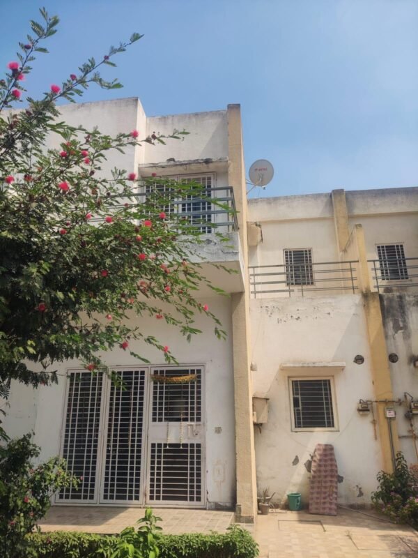 3 BHK Independent House/Villa for Sale in Purania, Lucknow